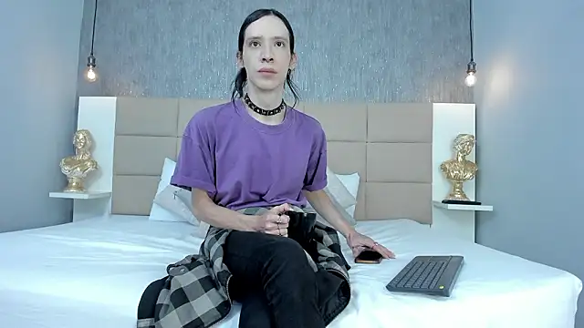 Hecatee 77 online show from March 12, 7:51 pm