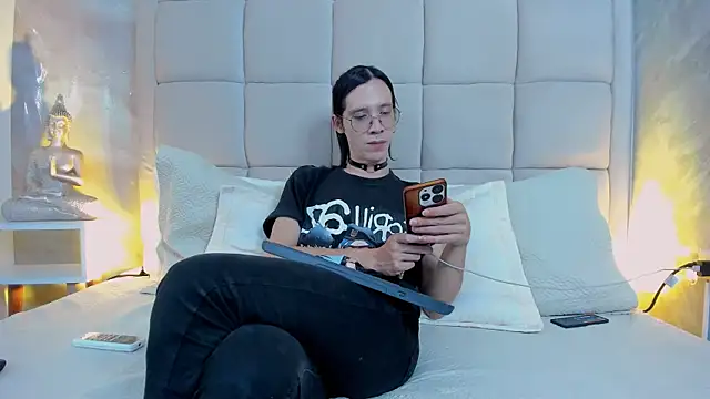 Hecatee 77 online show from October 21, 7:46 pm