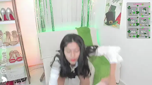 loverubii online show from March 18, 2:40 am