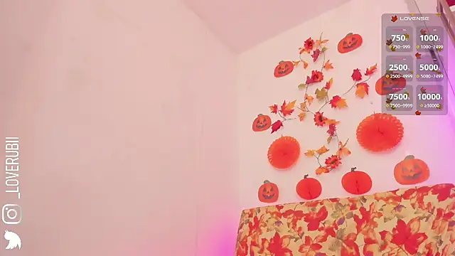 loverubii online show from October 29, 1:26 am