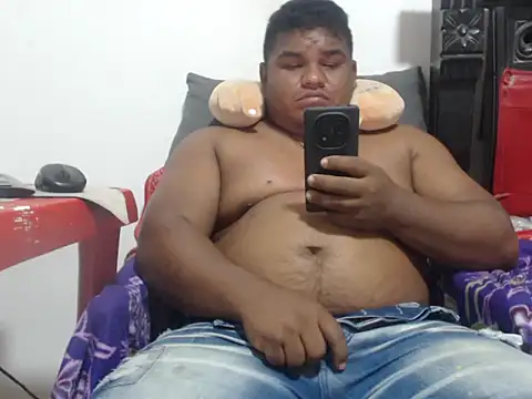 PONSE LATINO online show from November 25, 3:23 pm