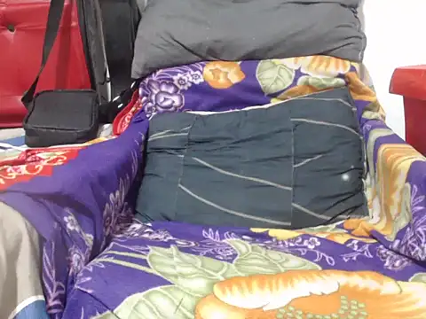 PONSE LATINO online show from December 4, 1:54 pm