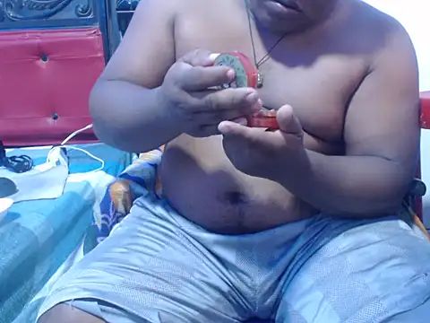 PONSE LATINO online show from November 28, 4:51 pm