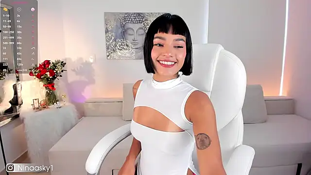 Snapshot of ninaa_sky chatting on March 13, 1:18 pm ninaa sky online show from March 13, 1:18 pm