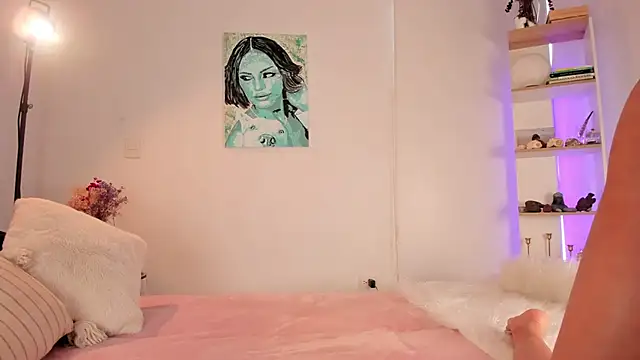 Snapshot of ninaa_sky chatting on November 15, 9:41 pm ninaa sky online show from November 15, 9:41 pm