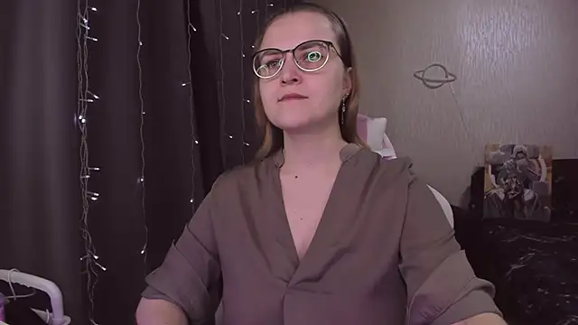 MissBrightShine online show from December 5, 11:42 am