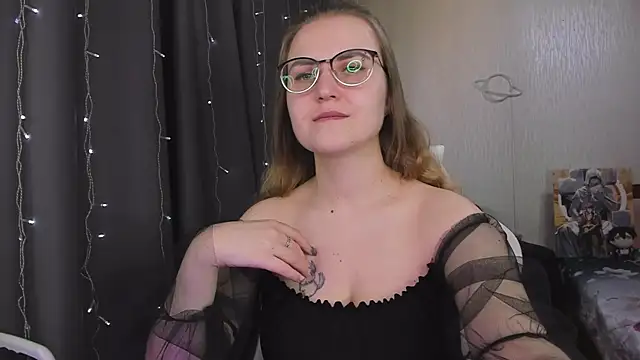 MissBrightShine online show from March 15, 11:06 am