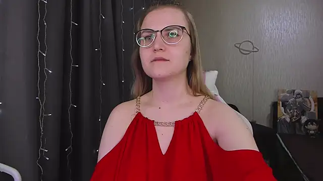 MissBrightShine online show from April 19, 6:10 pm