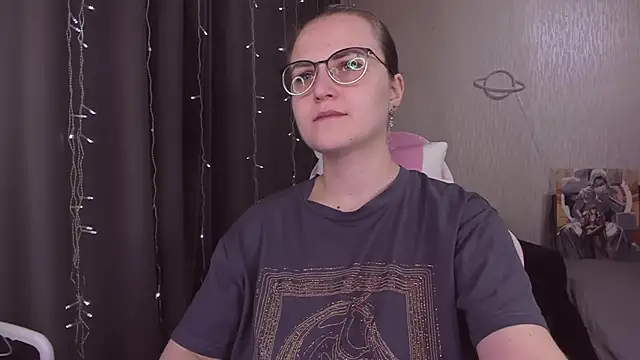 MissBrightShine online show from November 7, 10:53 am