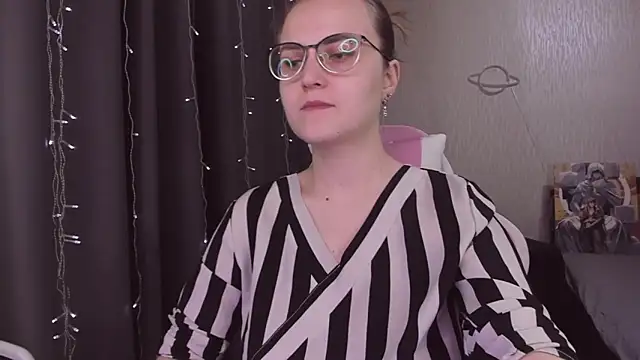 MissBrightShine online show from November 6, 10:08 am