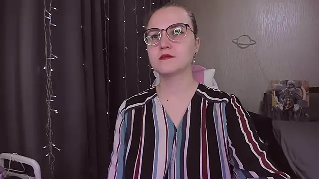 MissBrightShine online show from November 21, 10:36 am