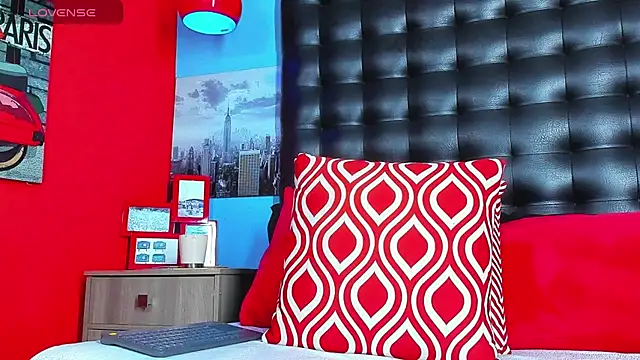 steffanxxll online show from April 20, 2:29 pm