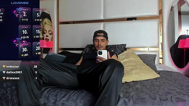 steffanxxll online show from February 2, 1:30 pm