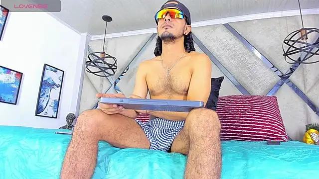 Snapshot of steffanxxll chatting on July 16, 3:31 pm steffanxxll online show from July 16, 3:31 pm