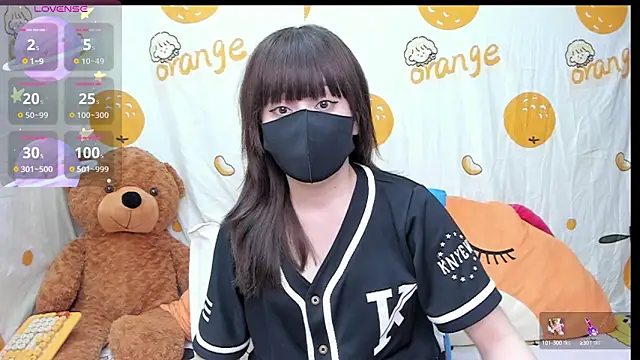 Snapshot of alonelove__ chatting on October 9, 2:34 am alonelove online show from October 9, 2:34 am