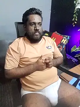 Rayansmith  online show from November 15, 10:03 pm