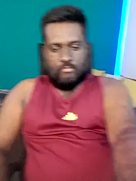 Rayansmith  online show from March 6, 10:05 pm