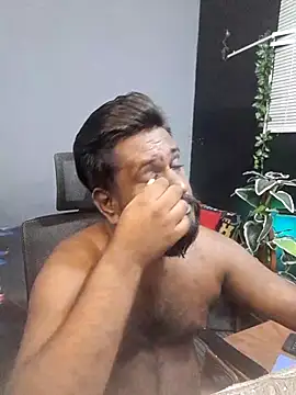 Rayansmith  online show from November 22, 8:18 pm