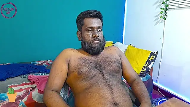 Rayansmith  online show from March 12, 2:10 pm