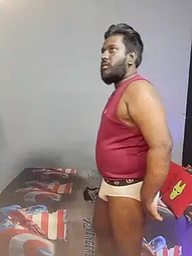 Rayansmith  online show from October 19, 10:45 pm