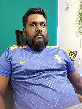 Rayansmith  online show from March 13, 2:22 pm