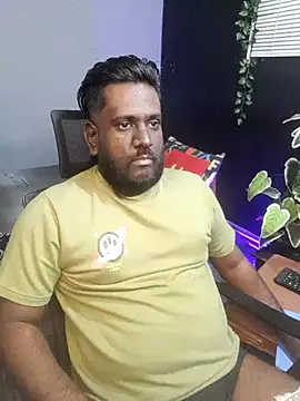 Rayansmith  online show from October 21, 10:20 pm