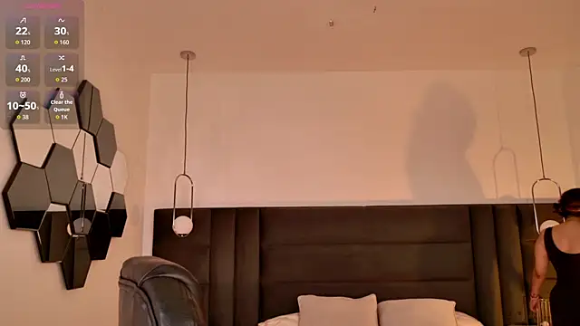 LisaMonroe  online show from November 8, 7:50 pm