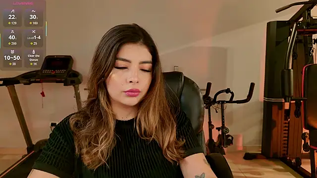 LisaMonroe  online show from April 12, 11:24 am