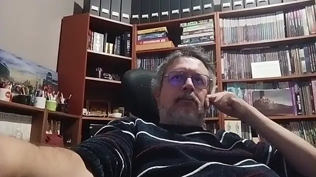 Snapshot of Mandra_is_a_whore chatting on November 3, 6:55 pm Mandra is a whore online show from November 3, 6:55 pm