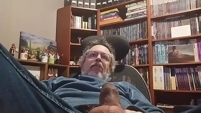 Snapshot of Mandra_is_a_whore chatting on November 13, 10:35 pm Mandra is a whore online show from November 13, 10:35 pm