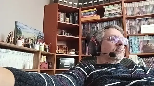 Snapshot of Mandra_is_a_whore chatting on October 6, 12:28 pm Mandra is a whore online show from October 6, 12:28 pm