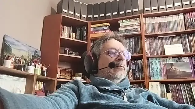 Snapshot of Mandra_is_a_whore chatting on October 16, 9:39 am Mandra is a whore online show from October 16, 9:39 am