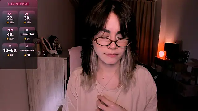  selectrra online show from February 26, 2:27 pm