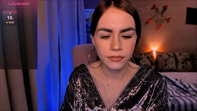  selectrra online show from March 8, 8:45 pm