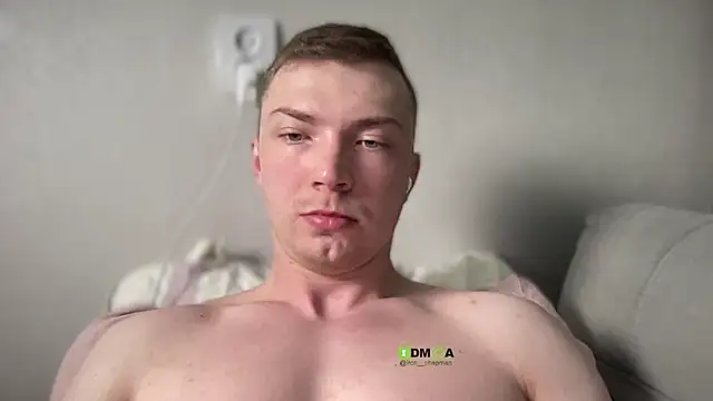 Snapshot of iron__chap chatting on February 18, 11:12 pm iron chap online show from February 18, 11:12 pm