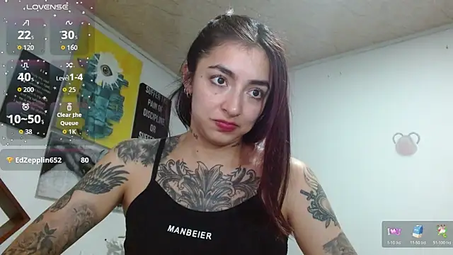 ZoeBakers  online show from June 3, 4:24 am