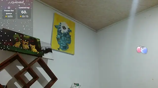 ZoeBakers  online show from December 17, 4:50 am