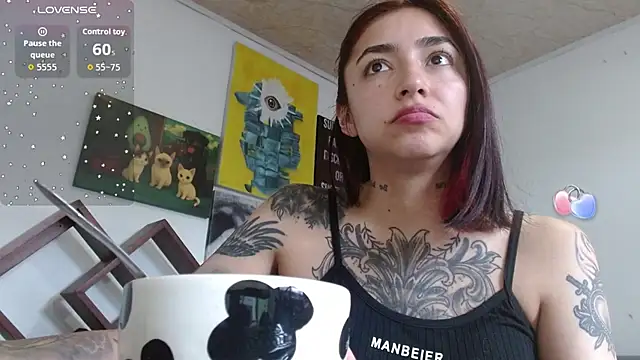 ZoeBakers  online show from March 12, 5:50 pm