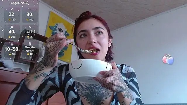 Snapshot of ZoeBakers_ chatting on September 25, 5:41 pm ZoeBakers online show from September 25, 5:41 pm
