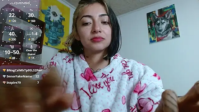 Snapshot of ZoeBakers_ chatting on February 25, 1:21 pm ZoeBakers online show from February 25, 1:21 pm