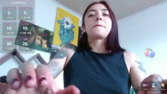 ZoeBakers  online show from March 24, 5:46 pm