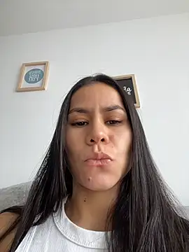 dominantandsubmissiveshow online show from May 5, 7:06 pm