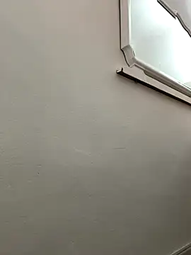 Snapshot of lucy_and_mike7 chatting on October 26, 12:33 am lucy and mike7 online show from October 26, 12:33 am