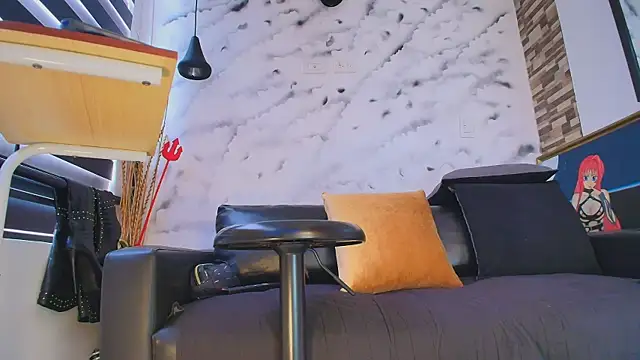 Sophie LittleS online show from March 21, 1:26 pm