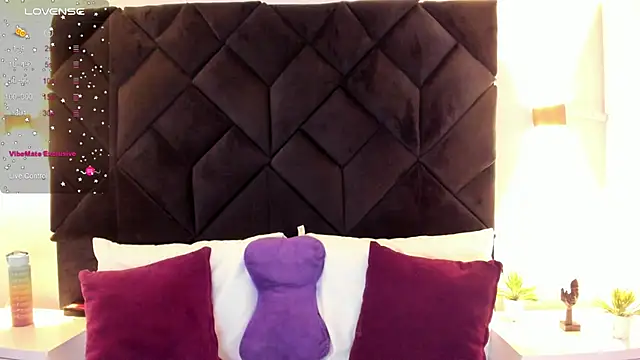 letiziia sky1 online show from November 4, 7:50 pm