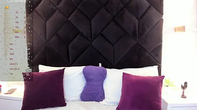 letiziia sky1 online show from November 3, 8:12 pm