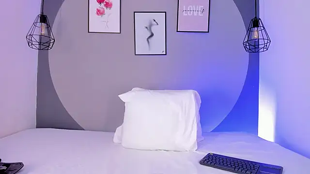 sarita duque online show from December 2, 12:07 pm