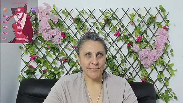 Snapshot of merlyna_goldens chatting on November 27, 12:33 am merlyna goldens online show from November 27, 12:33 am