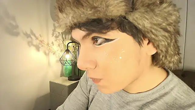 Satuurn  online show from February 10, 2:16 pm