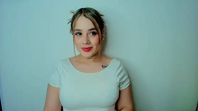 Zoe olsen online show from May 1, 9:09 pm